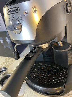 Pákový kávovar v záruke, zn. De’Longhi - 8