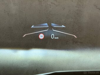 BMW iX 40 xDrive GOLD LASER MASÁŽ PANORAMA HEAD-UP 360°KAM. - 8