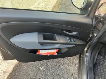 Fiat grande punto - 8