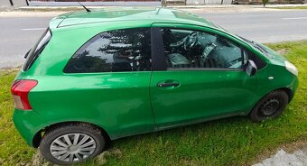 Toyota yaris - 8