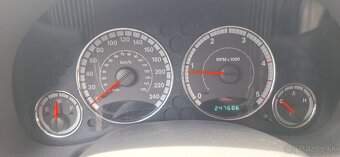 JEEP CHEROKEE KJ - 8