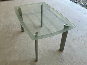 PREDÁM jedálenský stôl sklenený - 8