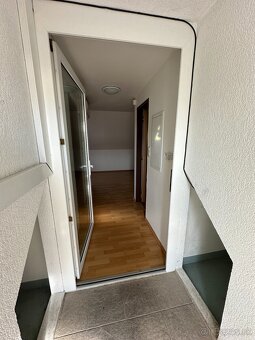 Polyfunkčný priestor na prenájom – Trojičné námestie, Poduna - 8