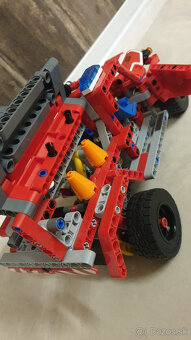 Lego Technic 42075 - Záchranné auto  TOP stav  - 8