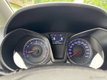 Hyundai ix20 1.4 DOHC CVVT 16V Comfort Benzín - 8