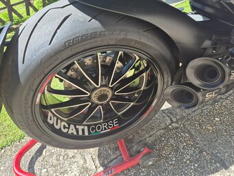 Ducati Diavel Dark Edition 2017 - 8