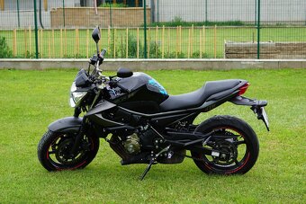 Yamaha XJ6n - 8