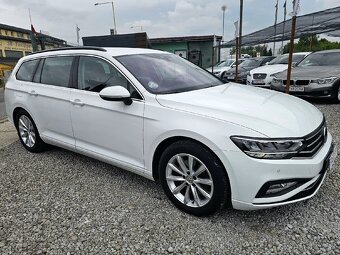Volkswagen Passat Variant 2.0 TDI Elegance DSG - 8