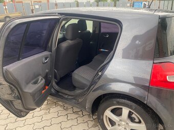 Predam renault megane1.4 16v 72 kv facelift rok viroby2009 - 8