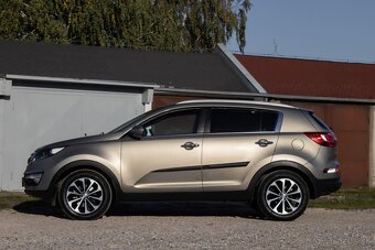 Kia Sportage 1.7 CRDi VGT 2WD EX - 8