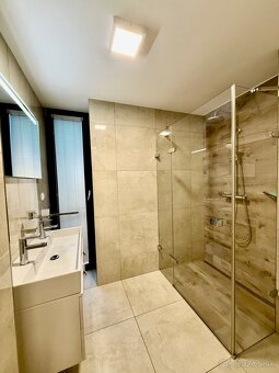 Predaj 4 izb. rodinný dom Mudroňova ulica Bratislava. - 8