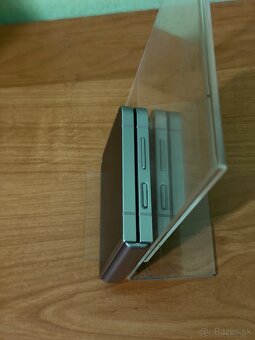 Dobrý deň Ponúkam na predaj Samsung Galaxy Z Flip 6 512GB - 8