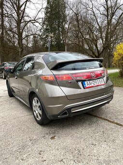 Honda civic 8g - 8