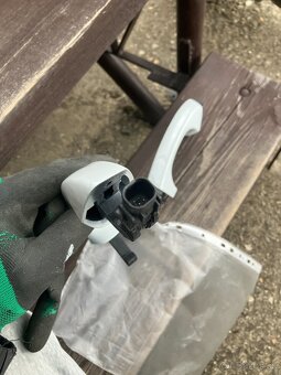 vnejsi klika dveri leva strana VW - 8