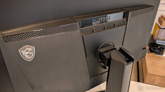 Herný monitor MSI MAG 321UP QD-OLED - záruka ešte 29 mes. - 8