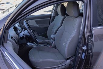 Kia Sportage 2.0 CRDi VGT 4WD EX - 8