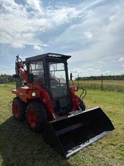 Predám nakladač UNC 060 - 8