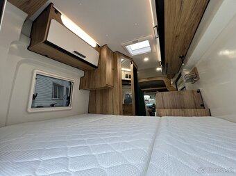 KM Dexter 560 AWD - 8