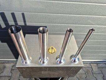 ELEKTRICKÁ PLNIČKA KLOBÁS 10 L SILNÁ PROFI - 8