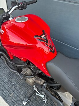 Ducati Monster 821 - 8