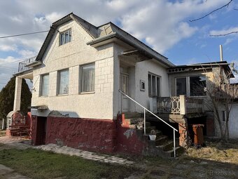Na predaj priestranný rodinný dom v obci Nižný Hrušov - 8