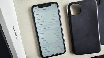 Apple iPhone 11 black 128GB - nová batéria - 8