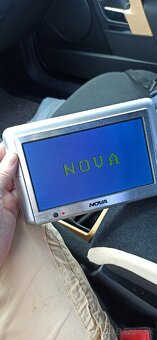 LCD TV do auta - 8