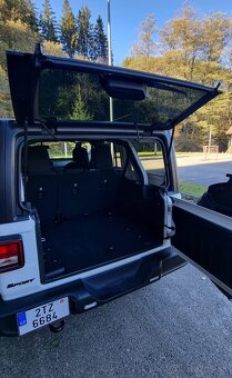 Predám Jeep Wrangler JL Sport 3.6 V6 4x4 - 8