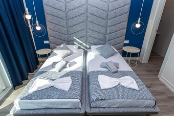 Chorvátsko-Luxusná vila s bazénom a výhľadom na more - 8