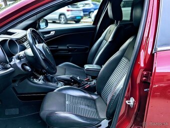 Giulietta Rosso Maranello / automat, 170 koní / - 8