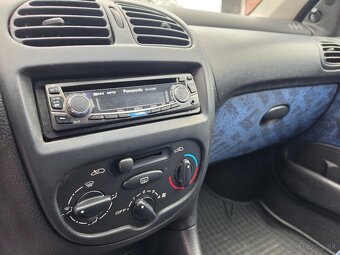 PEUGEOT 206 1.2i BENZÍN - 8