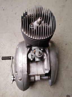 Motor jawa 350/632 001 Konopnica  a 250/559 - 8