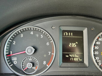 Volkswagen Golf Plus - 8