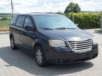 Chrysler Grand Voyager 2.8 CRD NA OPRAVU NEBO ND - 8
