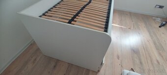 Posteľ biela rozkladacia so šuflikmi - 8