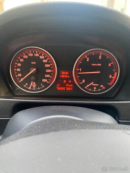 BMW X1 xDrive18d - 8