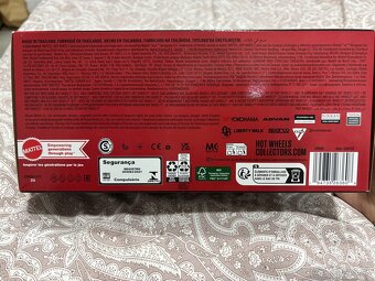 HotWheels Premium Advan set autíčok - 8