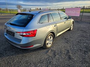 Škoda Superb Combi 2.0 TDI 190k 4x4 Live Plus DSG - 8