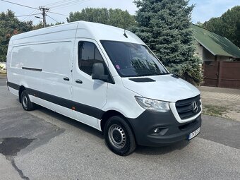 Predam Mercedes Sprinter model 907 - 8