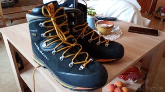 Predám Garmont Pinacle gtx ,45 -tky+ - 8