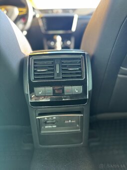 Škoda Superb Combi Sportline 2.0TDI 4x4 DSG - 8
