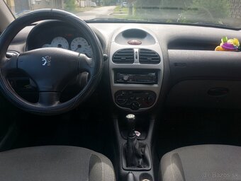 Predám Peugeot 206 - 8