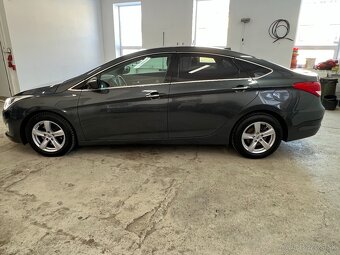 Hyundai i40 1.7 CRDi STYLE WEBASTO TOP VÝBAVA AUTOMAT - 8