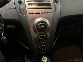 Predám Tyota Yaris 1.0 5D - 8