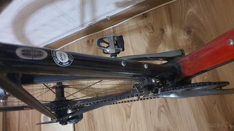 Karbónový cestný bicykel Scott Foil 20 -pripravený na sezónu - 8