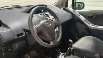 Toyota Yaris 1.0 t 5D - 8