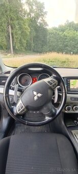 Lancer 113000km automat benzín - 8