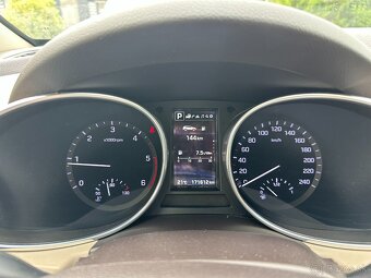 Hyundai Santa Fe Grand Santa Fe 2.2 CRDi VGT 4x4 Premium - 8