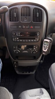 Grand Voyager 2,8 diesel CRD stow n go - 8