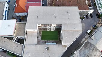 Luxusný 2-izbový byt v centre Nitry s možnosťou garážového s - 8